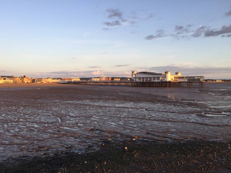 Bristol_Weston_Super_Mare_Beach_7