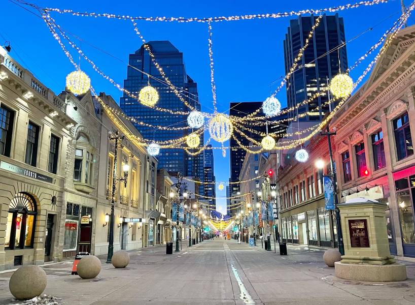 Calgary_8_Avenue_Southwest_3