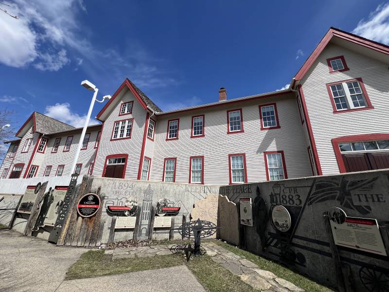 Calgary_The_Confluence_Historic_Site_&_Parkland_4