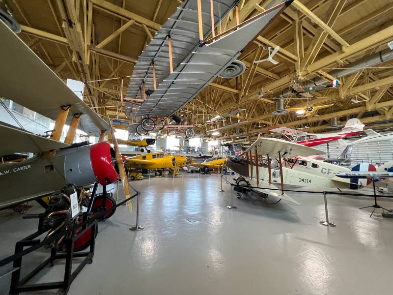 Calgary_The_Hangar_Flight_Museum_4