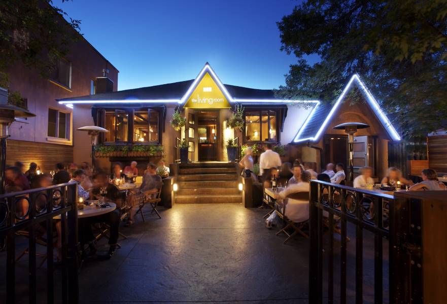 Calgary_The_Living_Room_Restaurant_4