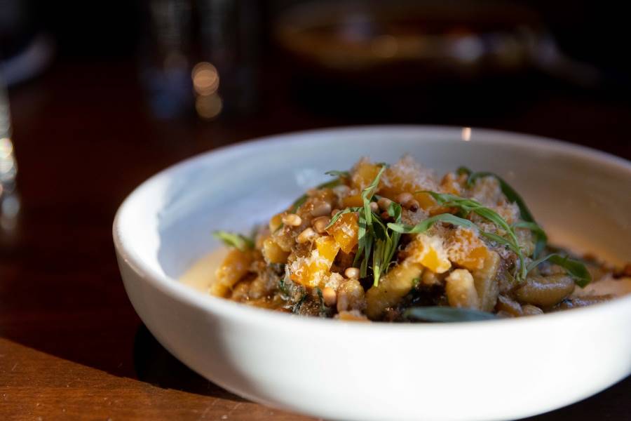 Calgary_The_Living_Room_Restaurant_8