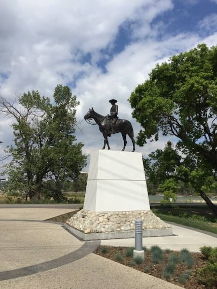 Calgary_East_Village_9