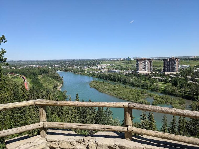 Calgary_Edworthy_Park_4