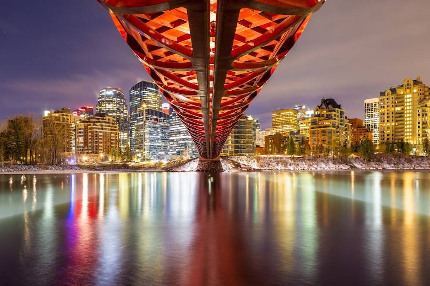 Calgary_Peace_Bridge_9