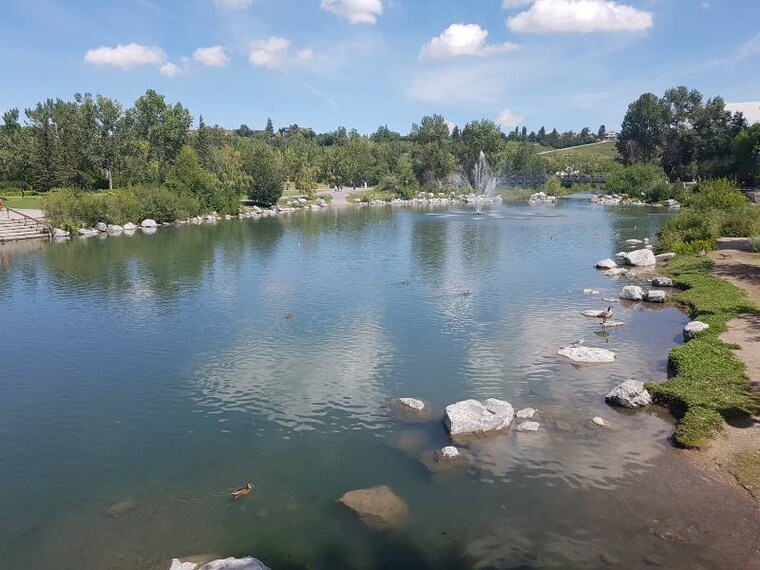 Calgary_Princes_Island_Park_10