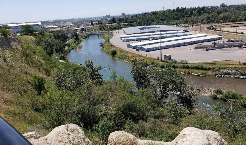 Calgary_Scotsmans_Hill_10