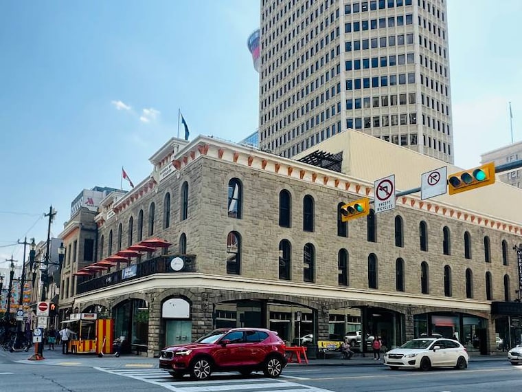 Calgary_Stephen_Avenue_Walk_7