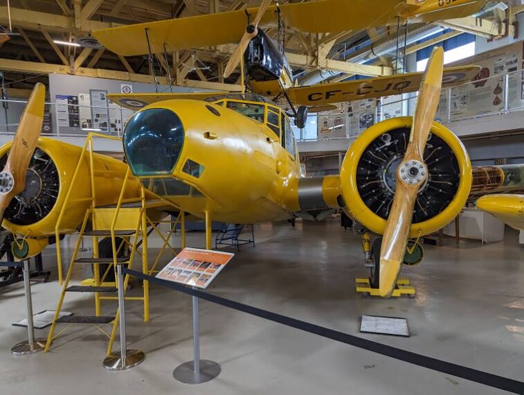 Calgary_The_Hangar_Flight_Museum_2