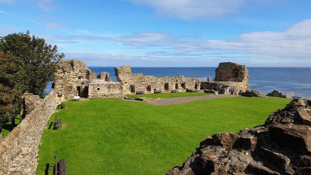 Aberdeen_St_Andrews_Castle_6