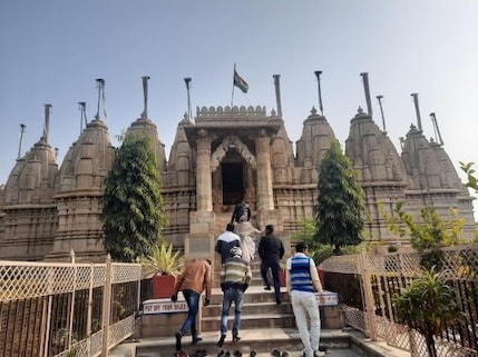 Sri Jain Shwetambar Satbis Deori Qila Temple