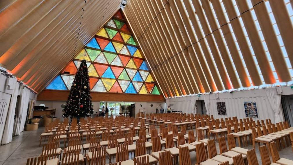 Christchurch_Cardboard_Cathedral_2