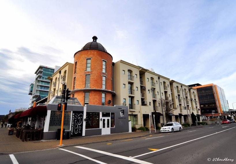 Christchurch_Fiddlesticks_Restaurant_and_Bar_10