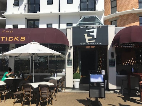 Fiddlesticks Restaurant and Bar