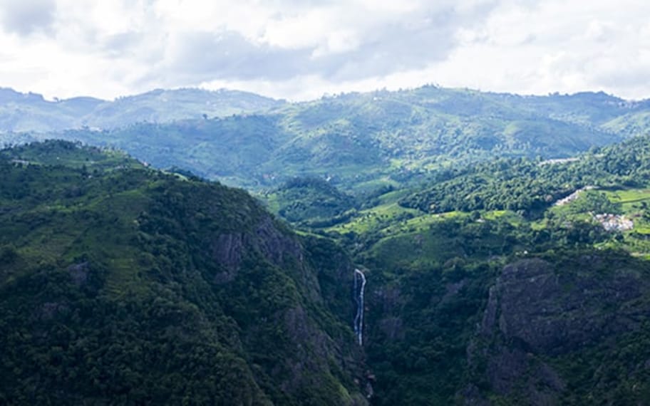 Coonoor Dolphins Nose Landscape Image