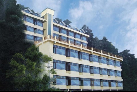 Snow Valley Resorts Dalhousie