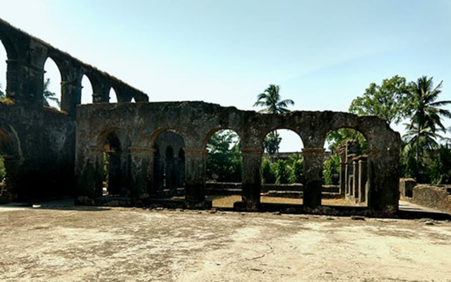 Daman Dominician Monastery Landscape Image