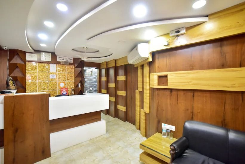 Hotel_naveen_residency_1