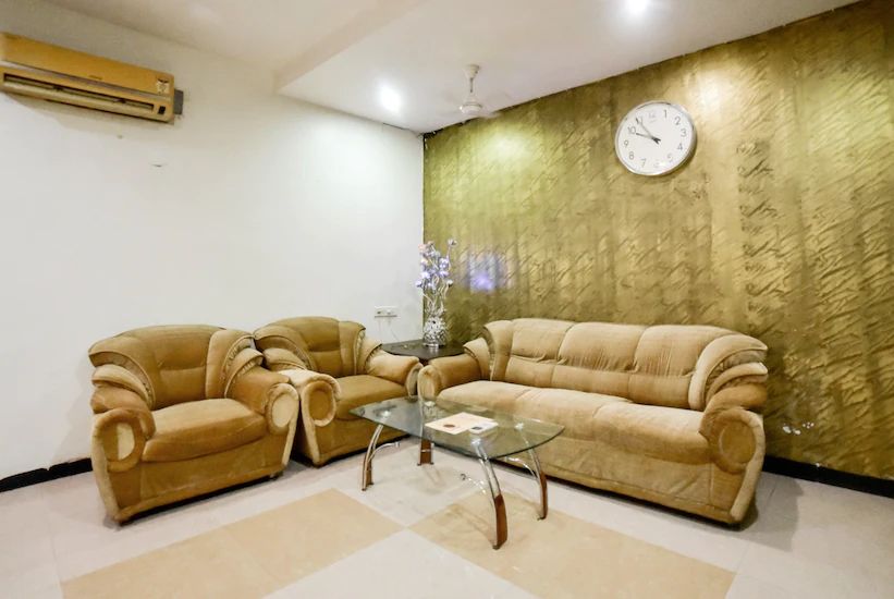Hotel_naveen_residency_2