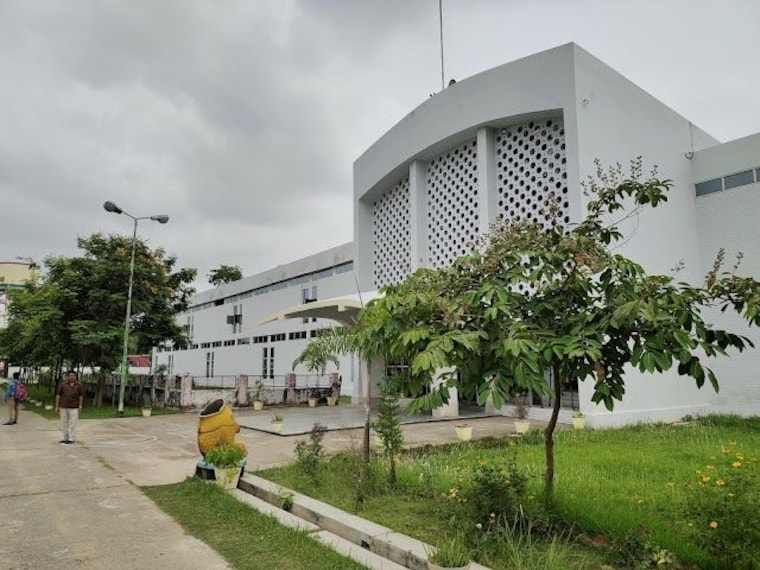 Chandradhari_museum_1