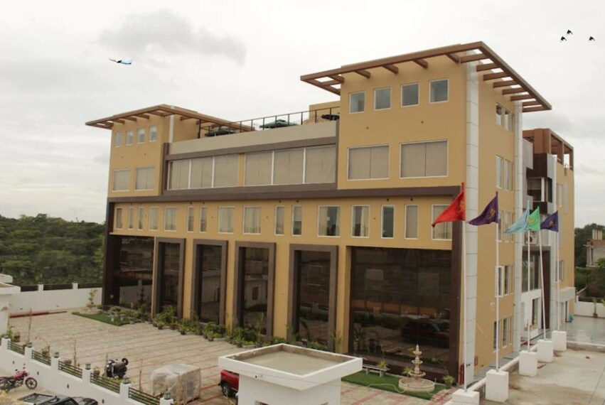 Hotel_gracia_international_1