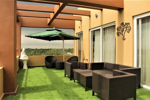 Hotel Gracia International