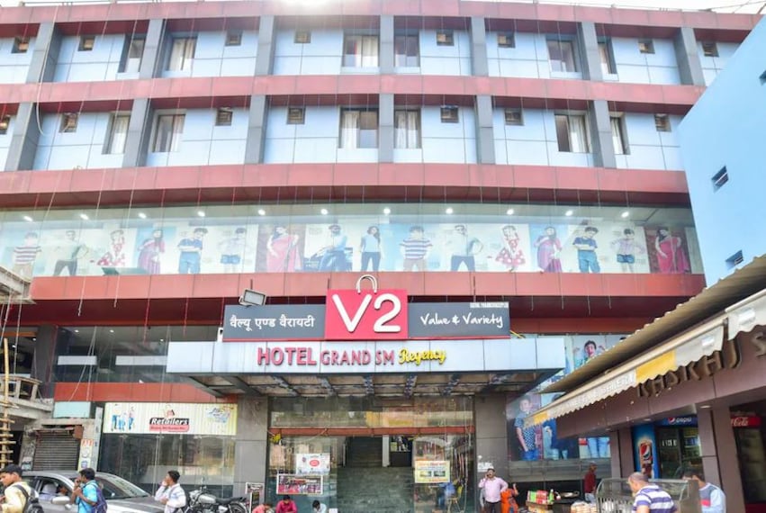 Hotel_grand_sm_regency_1