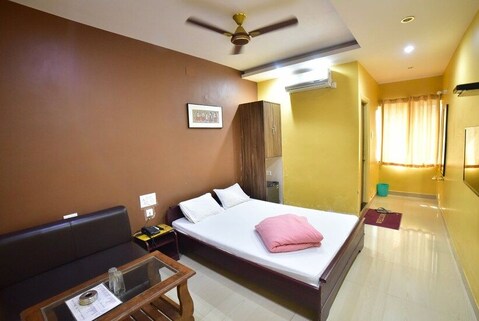 Hotel Rama Residency