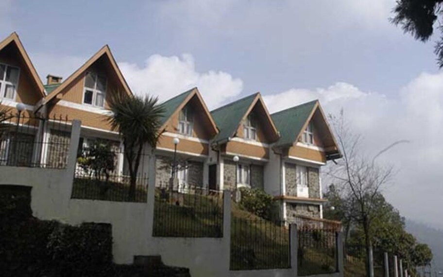 Darjeeling Sterling Landscape Image