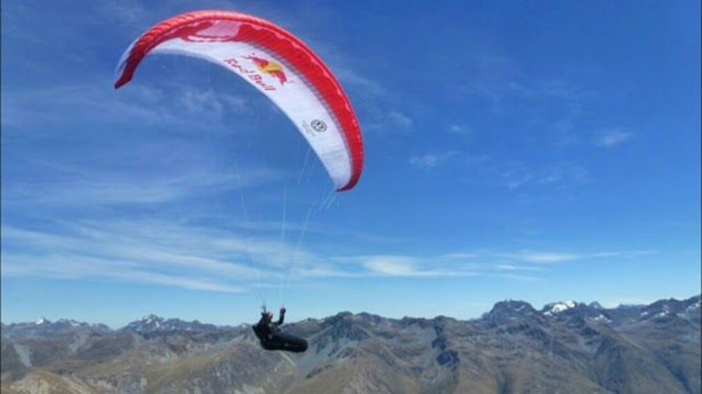 Paragliding-1