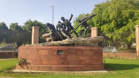 Go for an Art Gallery Tour