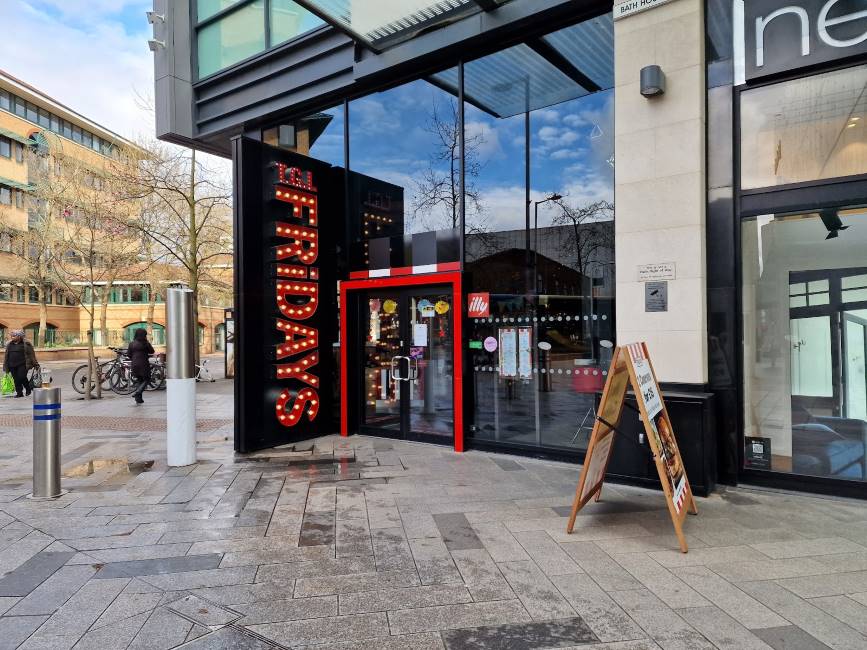 Leicester_TGI_Fridays_Leicester_Highcross_1
