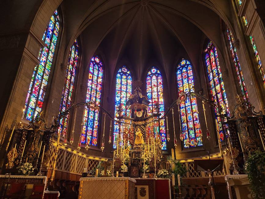 Luxembourg_City_Cathedrale_Notre_Dame_6