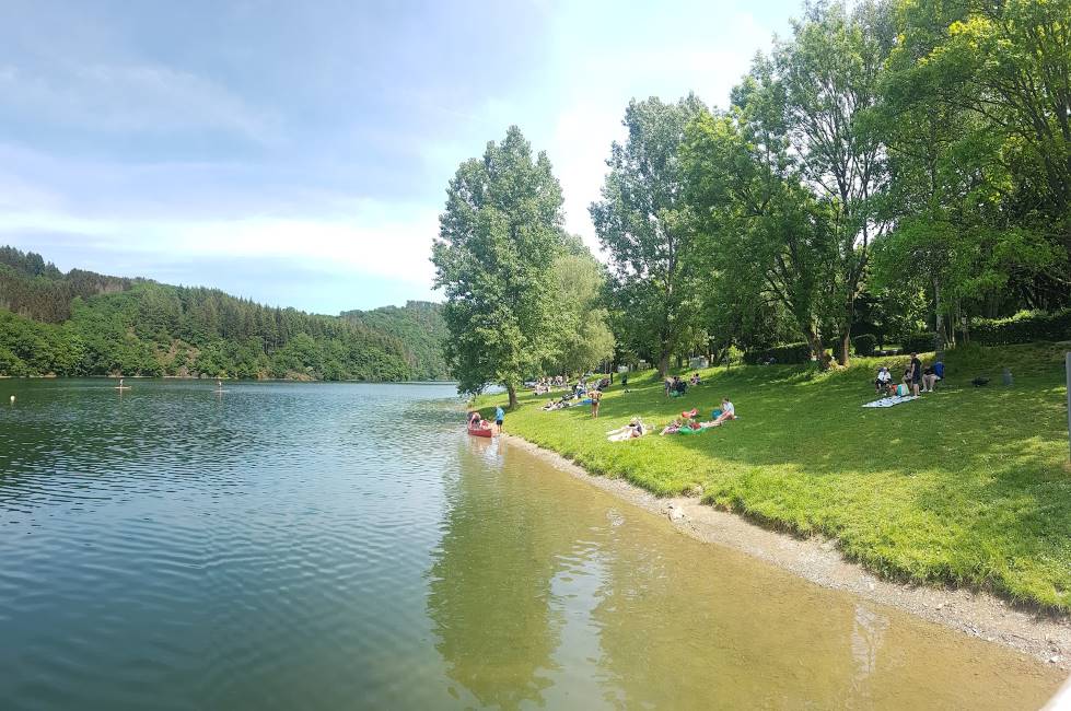 Luxembourg_City_Lac_de_la_Haute_Sure_2