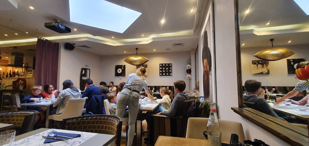 Luxembourg_City_Restaurant_Matelots_1