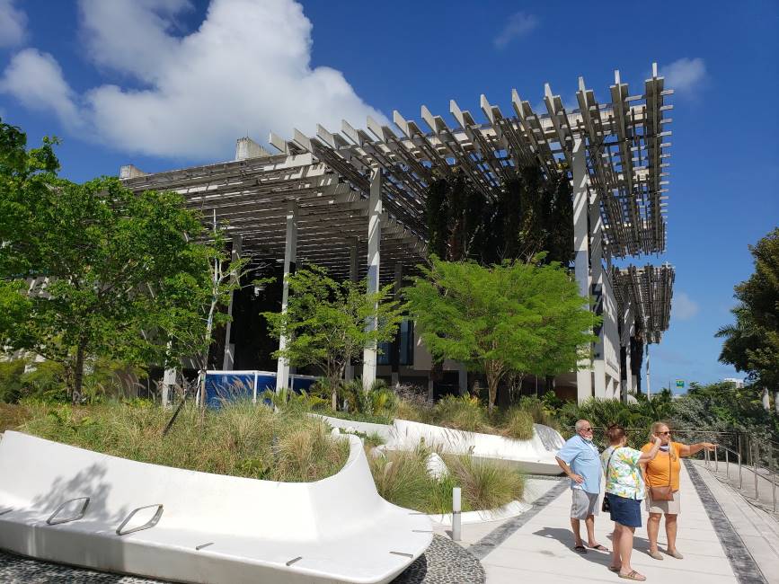 Miami_Perez_Art_Museum_Miami_1