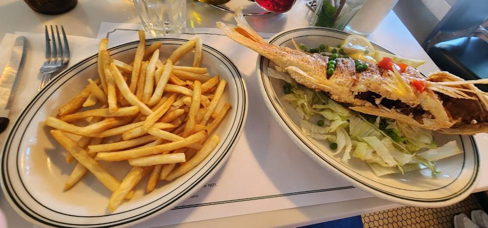 Miami_Versailles_Restaurant_Cuban_Cuisine_5