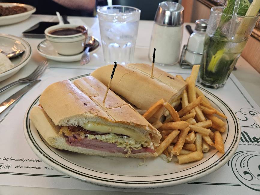 Miami_Versailles_Restaurant_Cuban_Cuisine_8