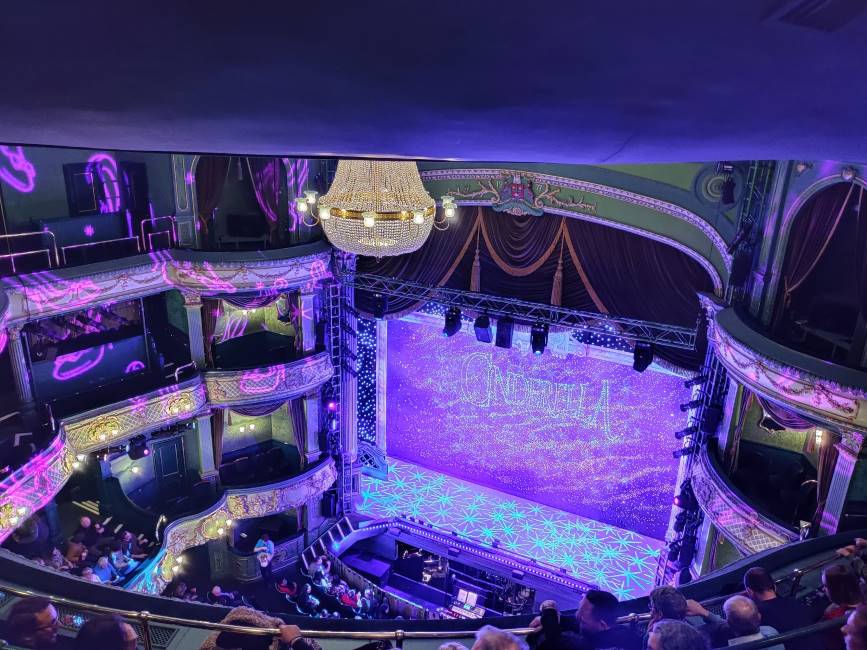 Nottingham_Theatre_Royal_&_Royal_Concert_Hall_5
