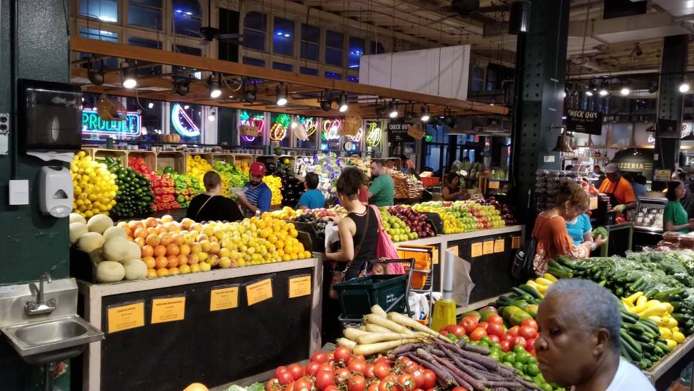 Philadelphia_Reading_Terminal_Market_10