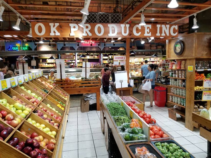 Philadelphia_Reading_Terminal_Market_5