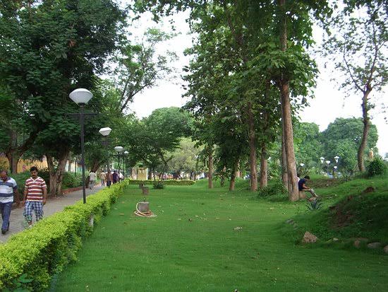 Raipur_Gandhi_Udyan_Park_4
