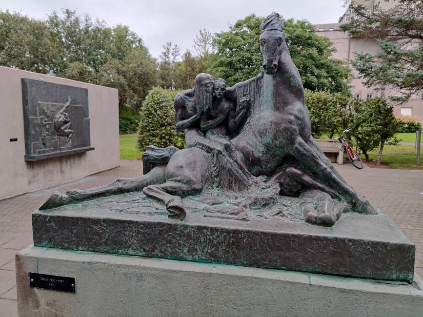 Reykjavik_Einar_Jonsson_Sculpture_Park_2