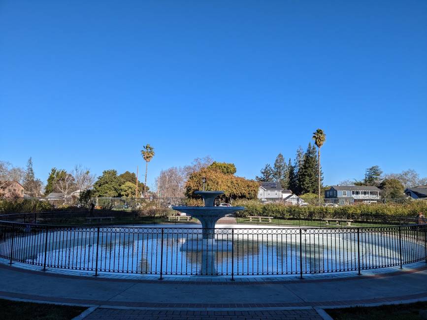 Santa_Clara_Municipal_Rose_Garden_4