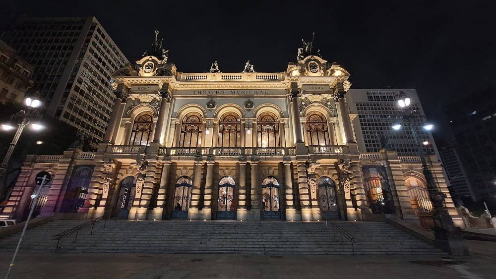 Sao_Paulo_Municipal_Theatre_of_Sao_Paulo_1