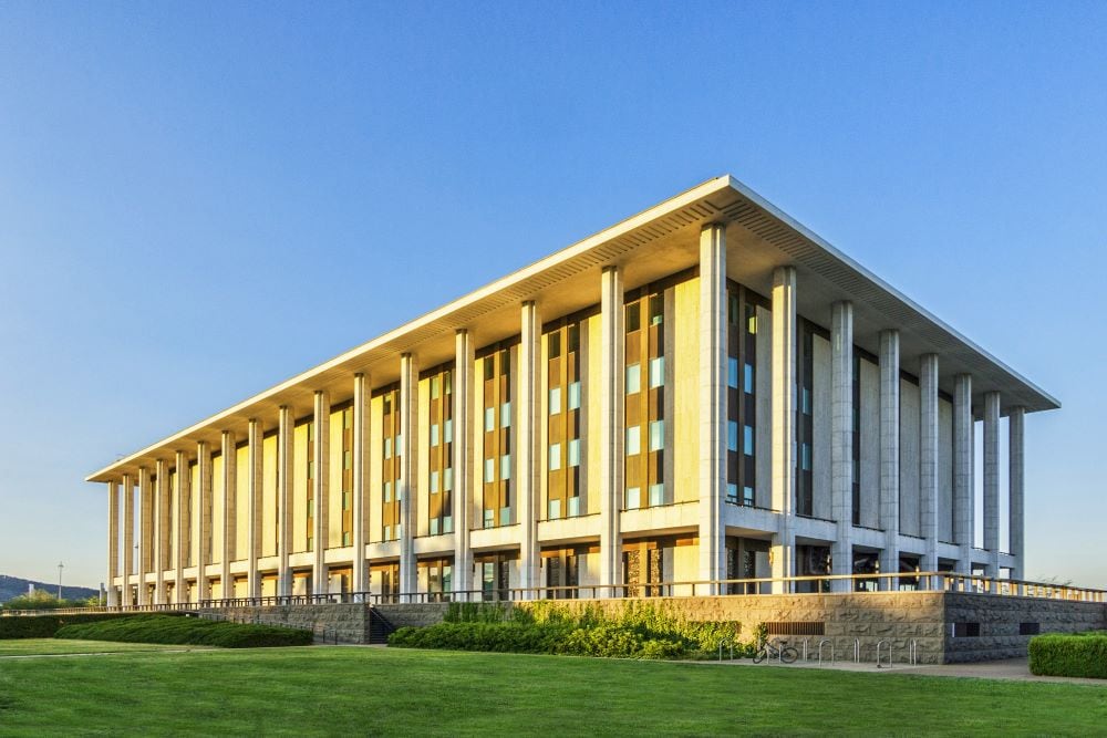 canberra_National_Library_of_Australia_dest-3_l_667_1000.jpg