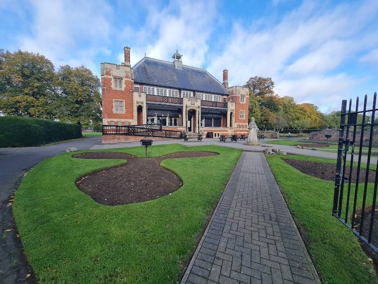 Leicester_Abbey_Park_5