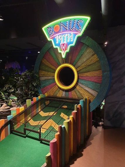 Leicester_Adventure_Golf_2