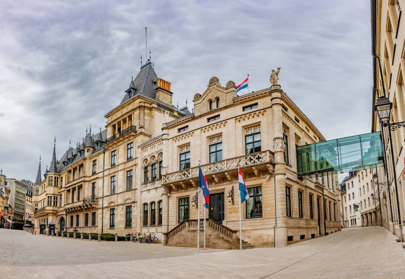 Luxembourg_City_Palais_Grand_Ducal_SS_1