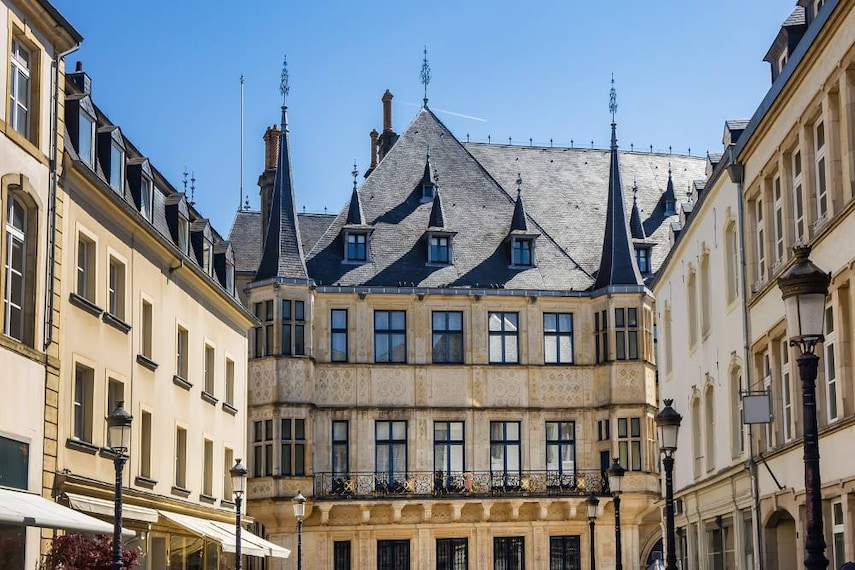 Luxembourg_City_Palais_Grand_Ducal_SS_3